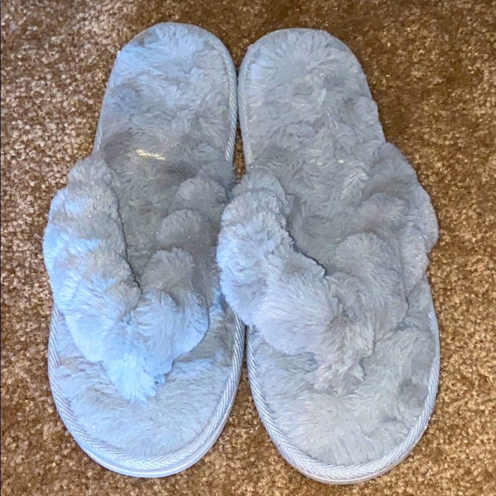 Fuzzy Flip Flop Slippers